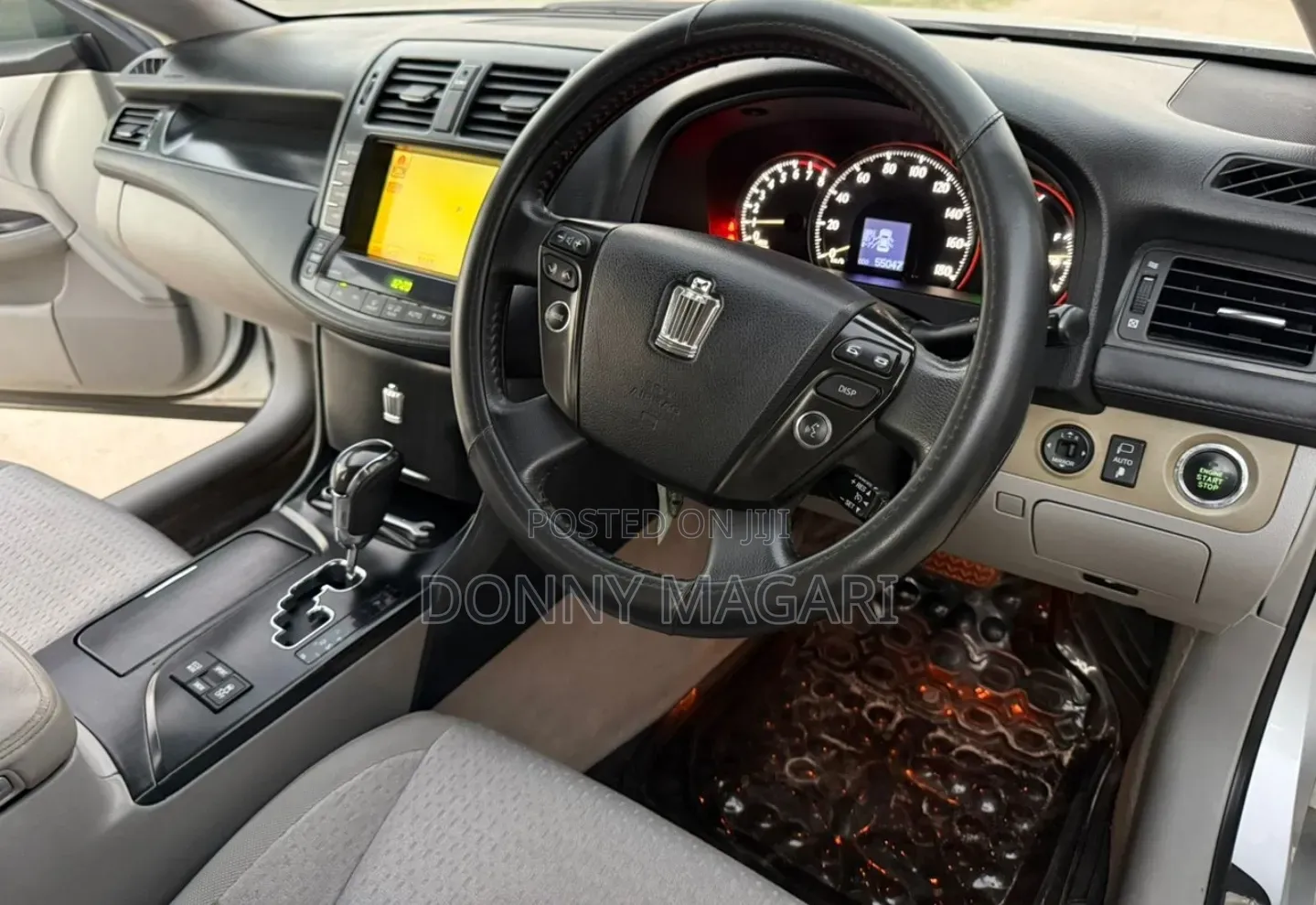 Toyota Crown 2008 Silver