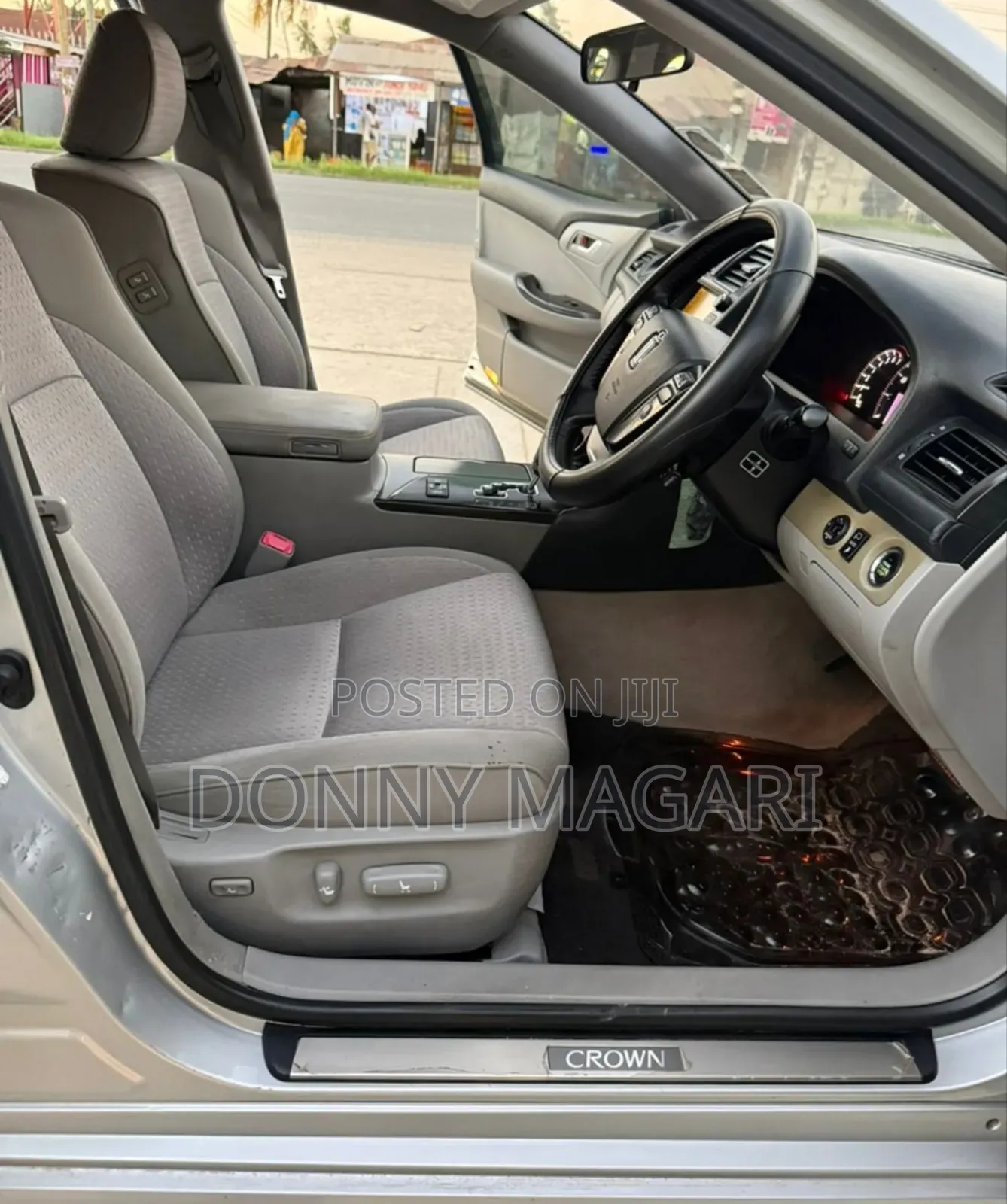 Toyota Crown 2008 Silver