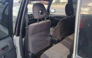Toyota RAV4 1999 White