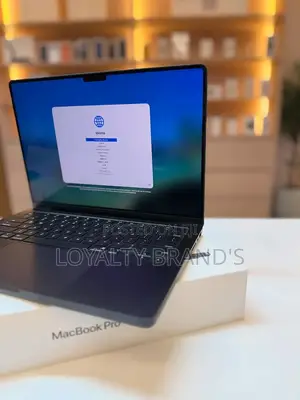 New Laptop Apple MacBook Pro 2025 M5 24GB Apple M5 SSD 1T
