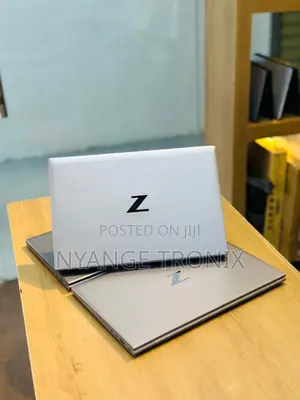 Laptop HP ZBook Firefly G8 16GB Intel Core i7 SSD 512GB