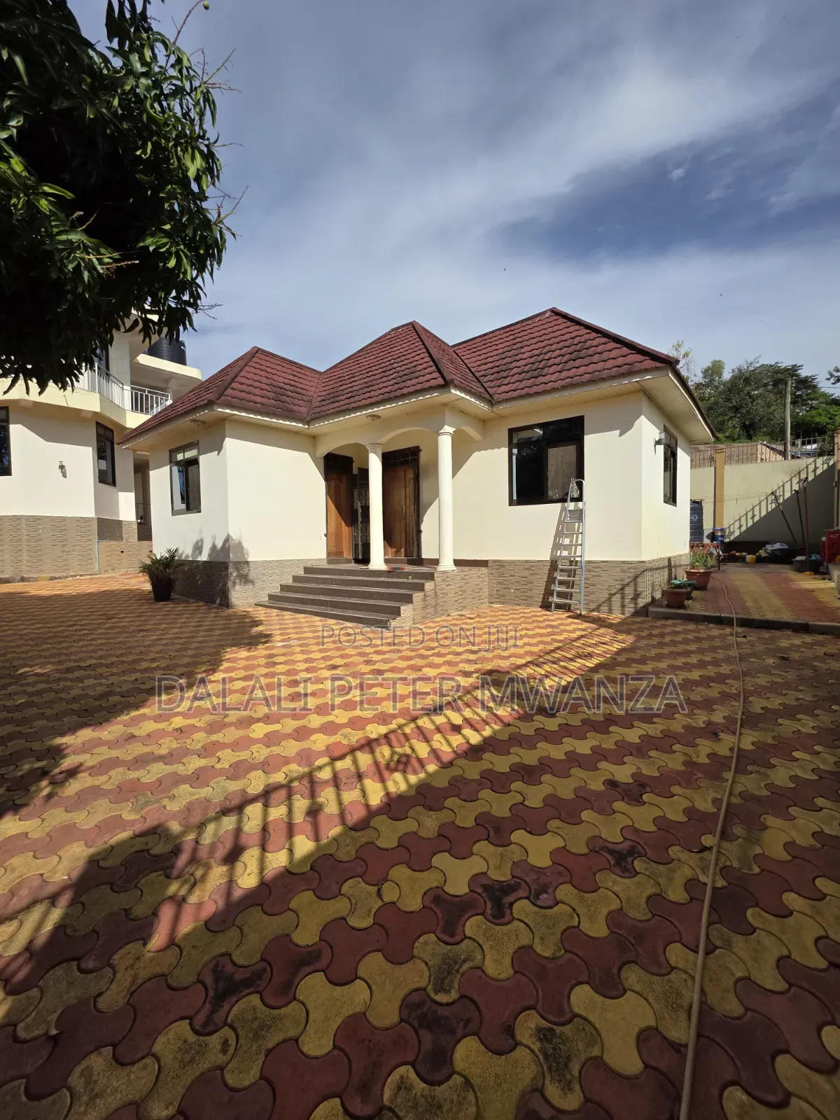 5bdrm Apartment in Rock City, Ilemela Ward for sale