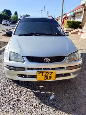 Toyota Corolla Spacio 2004 Silver