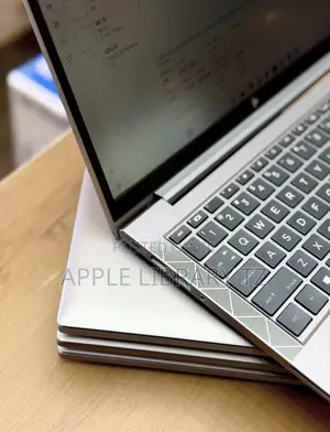 Laptop HP ZBook Firefly 14 G7 8GB Intel Core i5 SSD 256GB