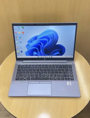 Laptop HP ZBook Firefly 14 G7 8GB Intel Core i5 SSD 256GB