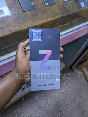 New Samsung Galaxy Z Flip 3 256 GB