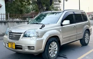 Nissan X-Trail 2005 Gold