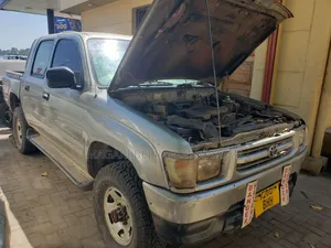 Toyota Hilux 1998 Gray