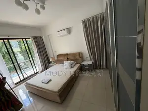 Furnished 3bdrm Apartment in Oyster Bay for rent