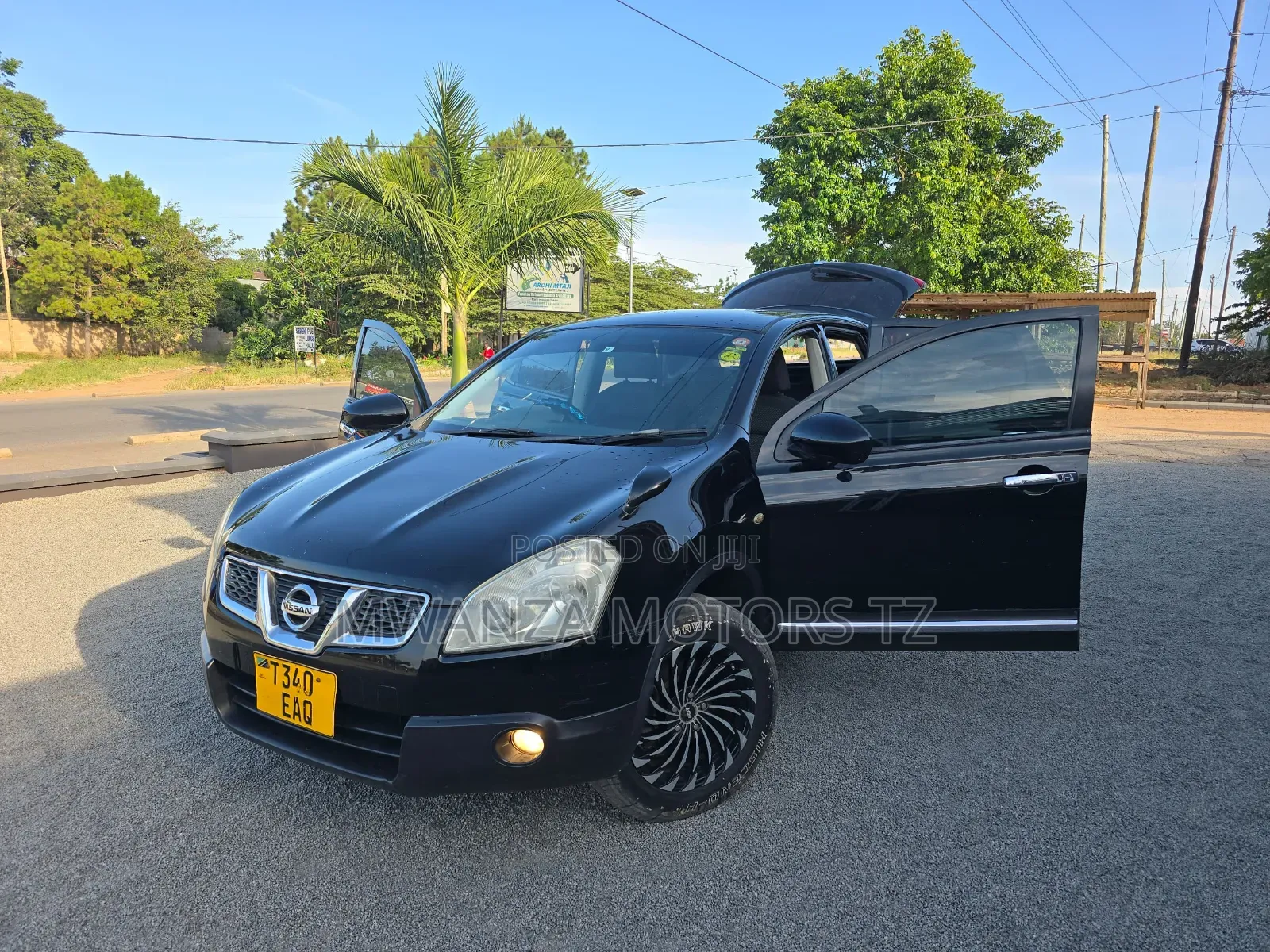 Nissan Dualis 2010 Black