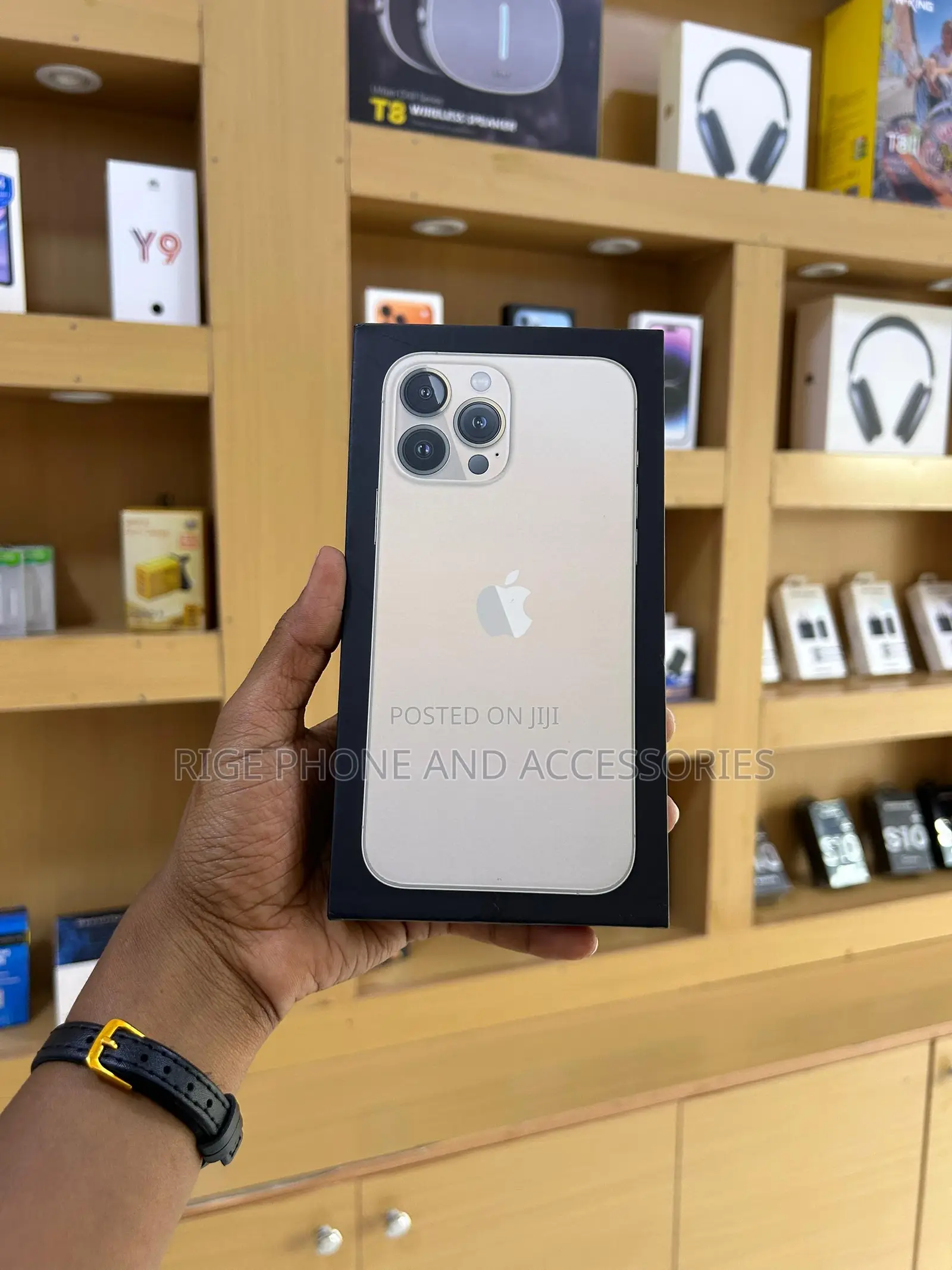 New Apple iPhone 13 Pro Max 128 GB Gold