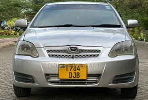 Toyota Corolla RunX 2005 Silver