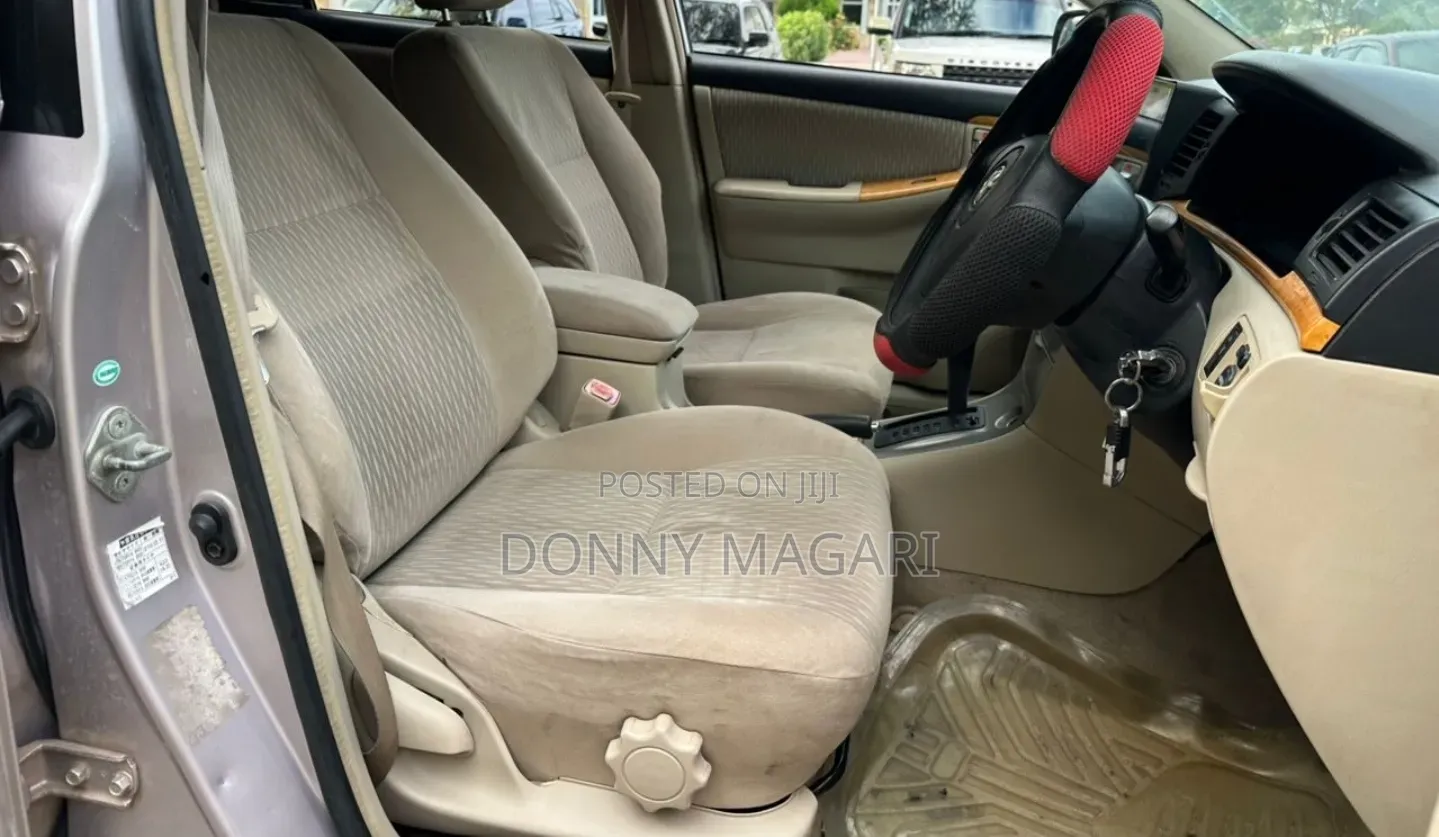 Toyota Corolla RunX 2005 Silver