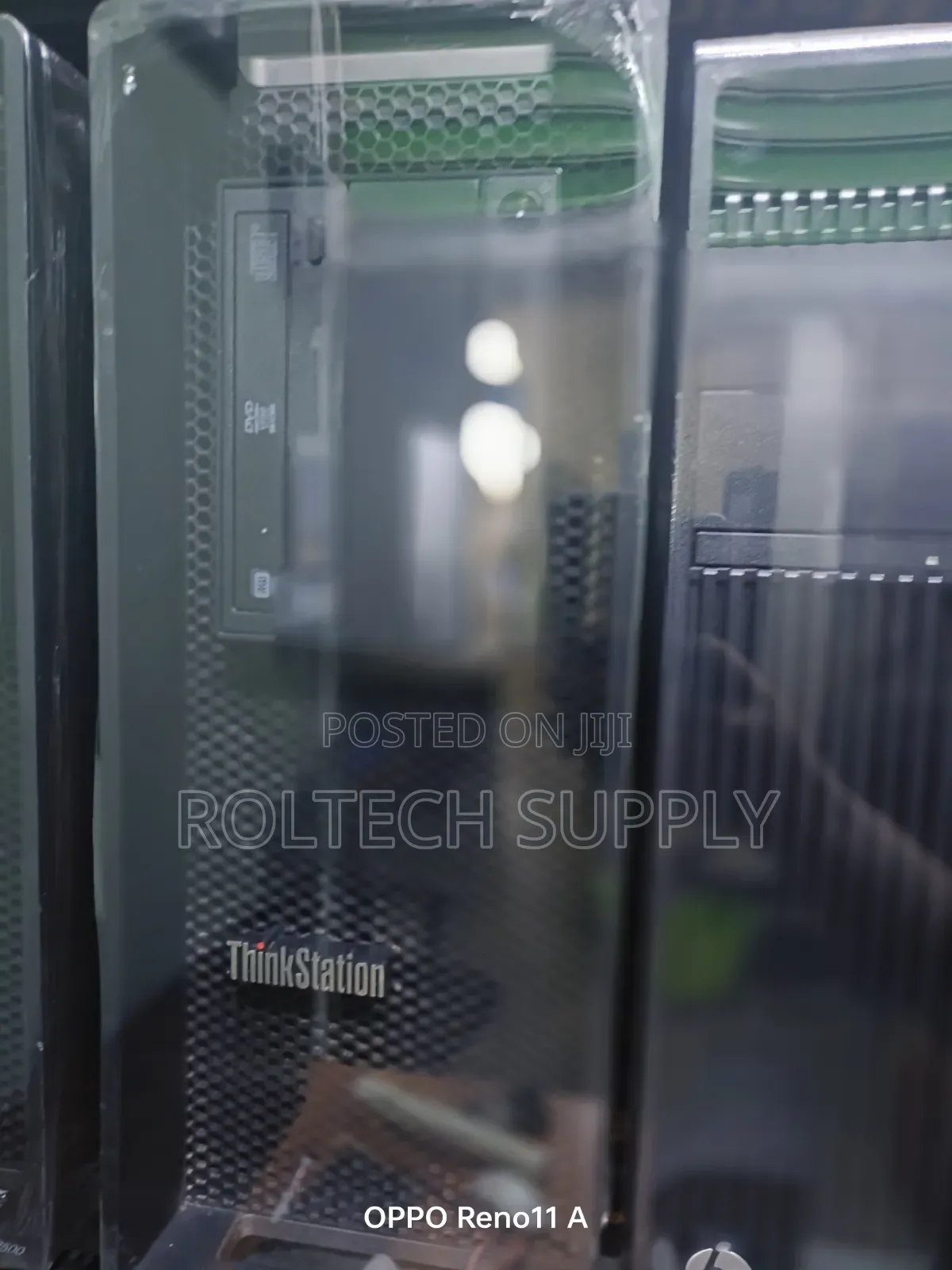 Server Lenovo 8GB Intel Xeon HDD+SSD 500GB