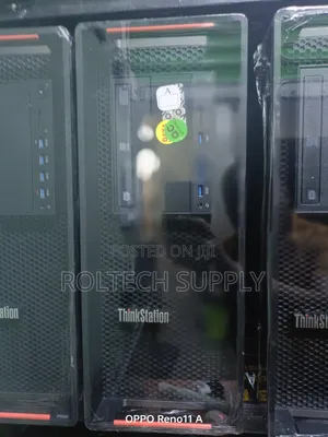 Server Lenovo 8GB Intel Xeon HDD+SSD 500GB