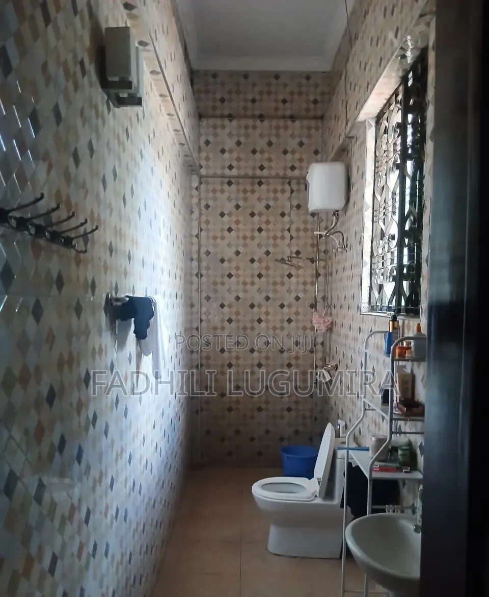 Furnished 7bdrm Bungalow in Bwiru, Ilemela for sale