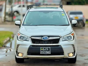 Subaru Forester 2014 White