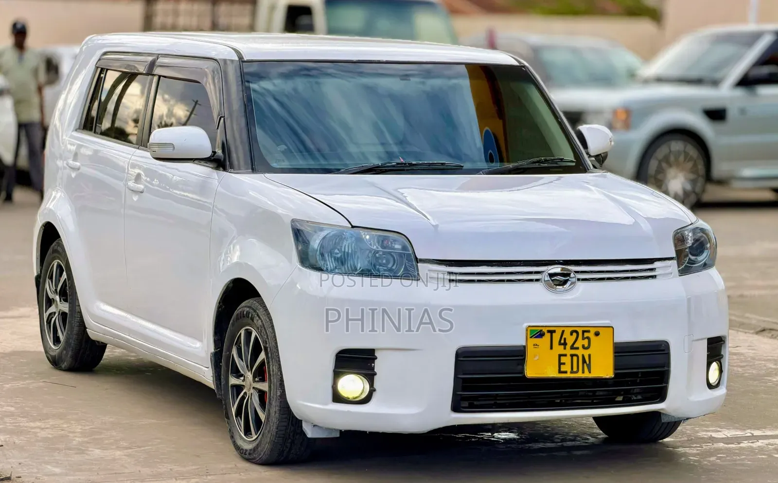 Toyota Corolla Rumion 2009 White