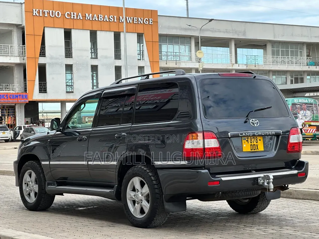 Toyota Land Cruiser 2005 Black