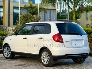 Mazda Verisa 2010 White