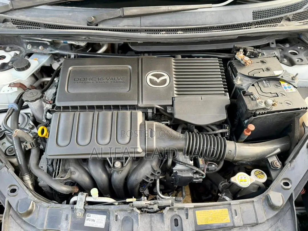 Mazda Verisa 2010 White