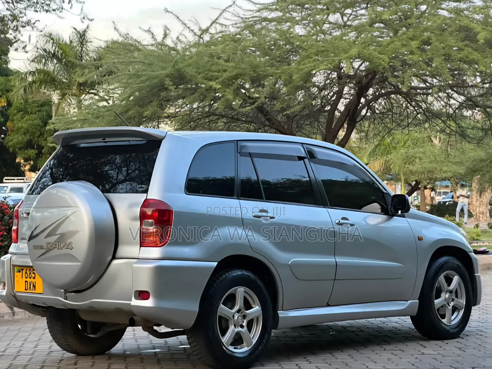 Toyota RAV4 Automatic 2003 Silver