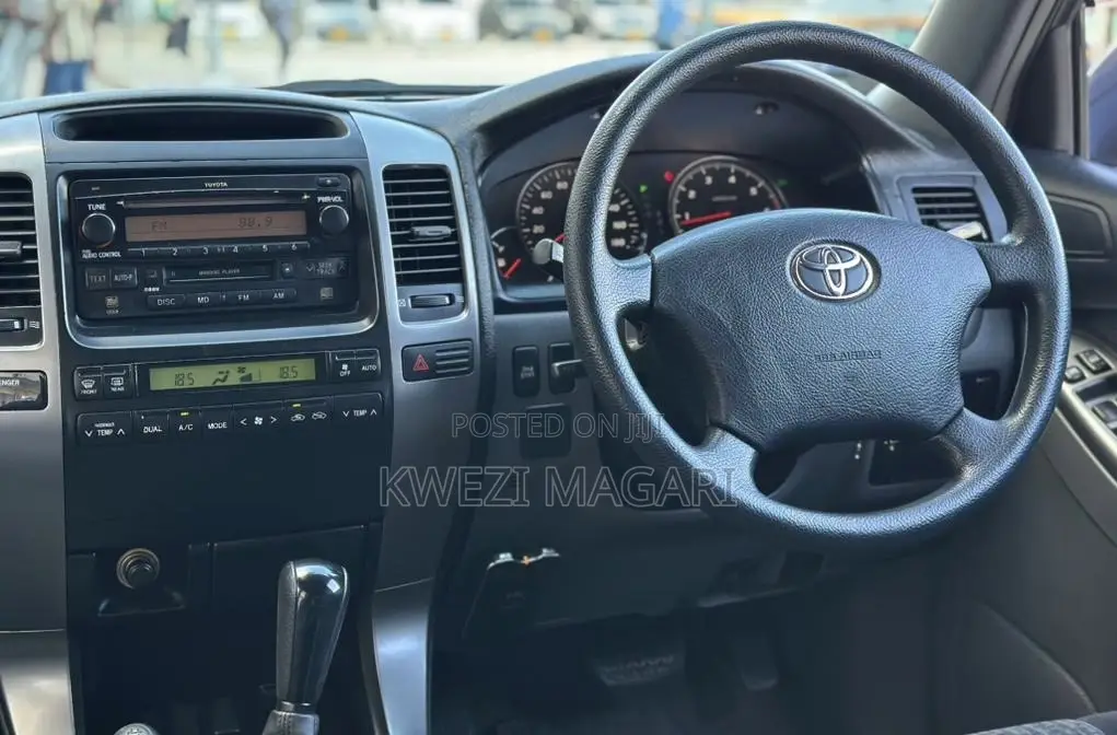 Toyota Land Cruiser Prado 2006 Gray