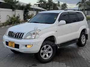 Toyota Land Cruiser Prado 2006 White