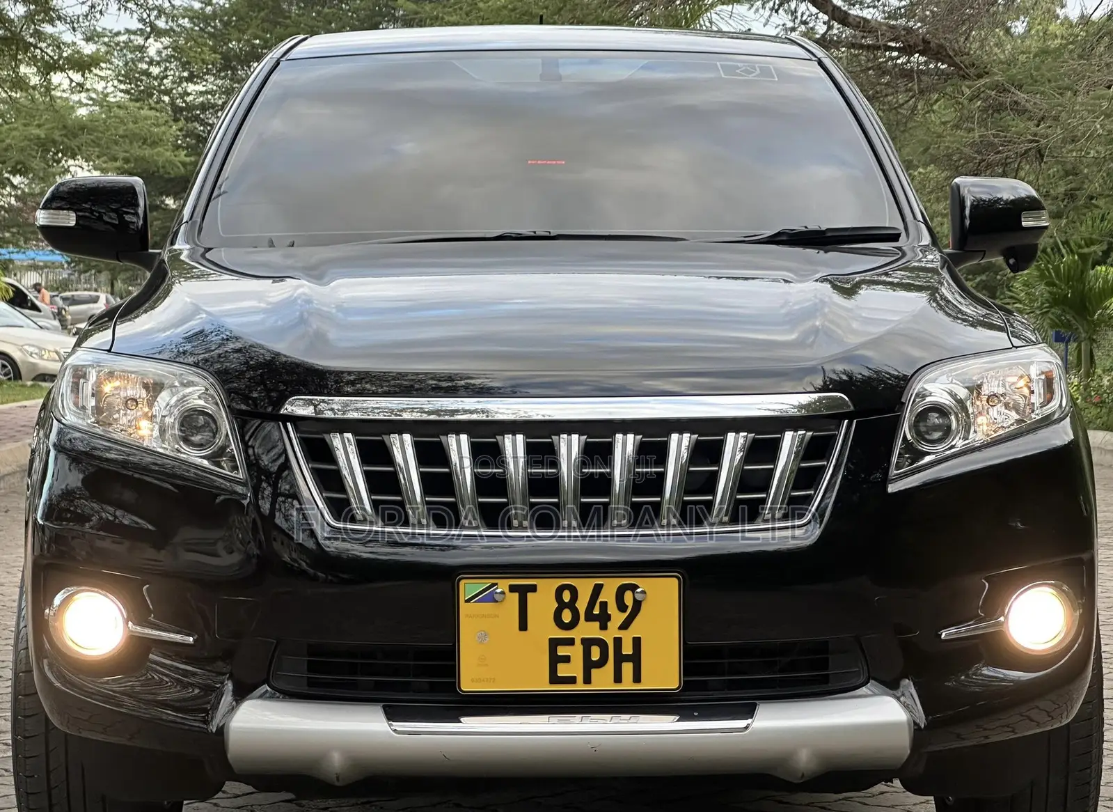 Toyota Vanguard 2012 Black