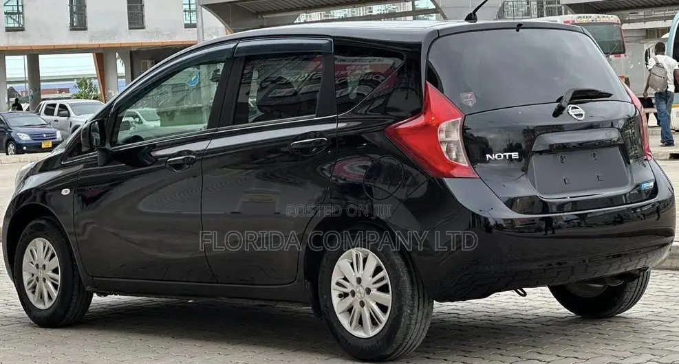 Nissan Note 2012 Black