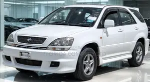 Toyota Harrier 2000 White