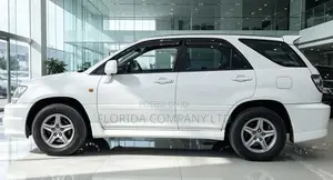 Toyota Harrier 2000 White