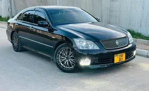Toyota Crown 2006 Black