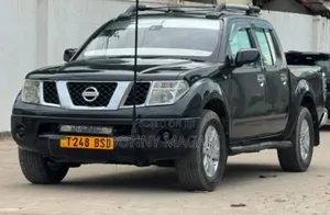 Nissan Navara 2005 Black