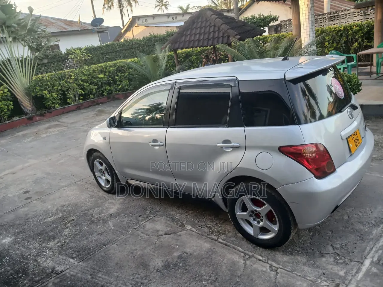Toyota IST 2005 Silver