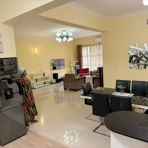 Furnished 3bdrm Apartment in Oyster Bay for rent