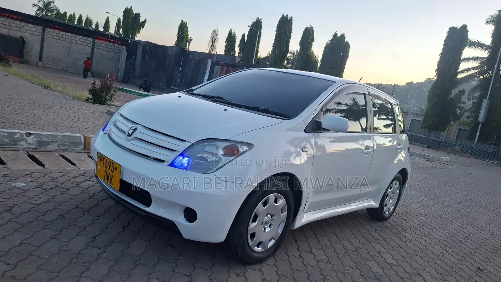 Toyota IST 2004 White