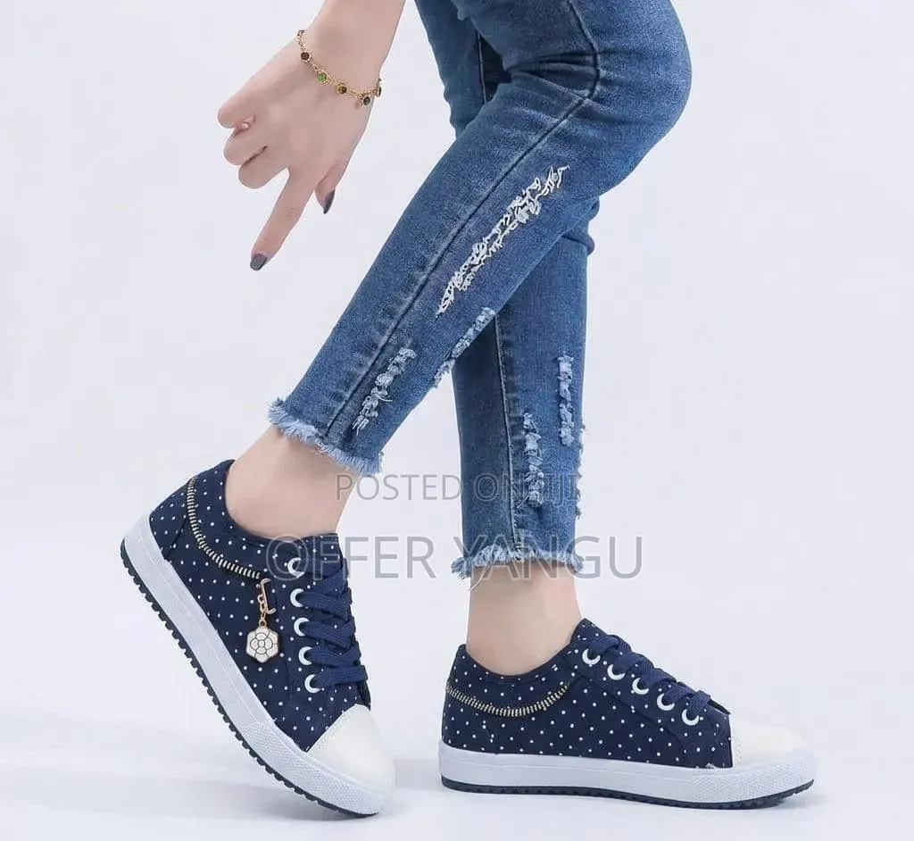 Polka Dot Casual Sneakers