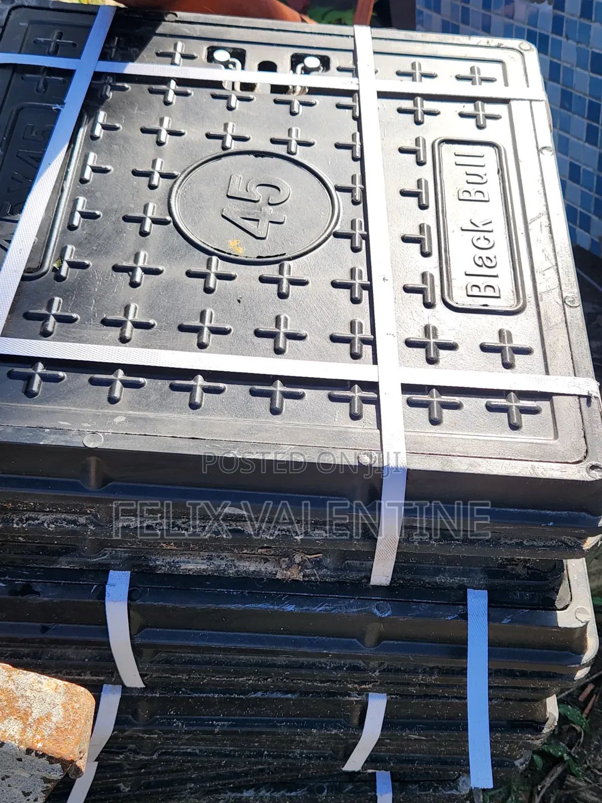 Mifuniko Ya Chemba (Manhole Covers) Fibers