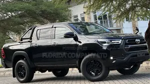 Toyota Hilux 2021 Black
