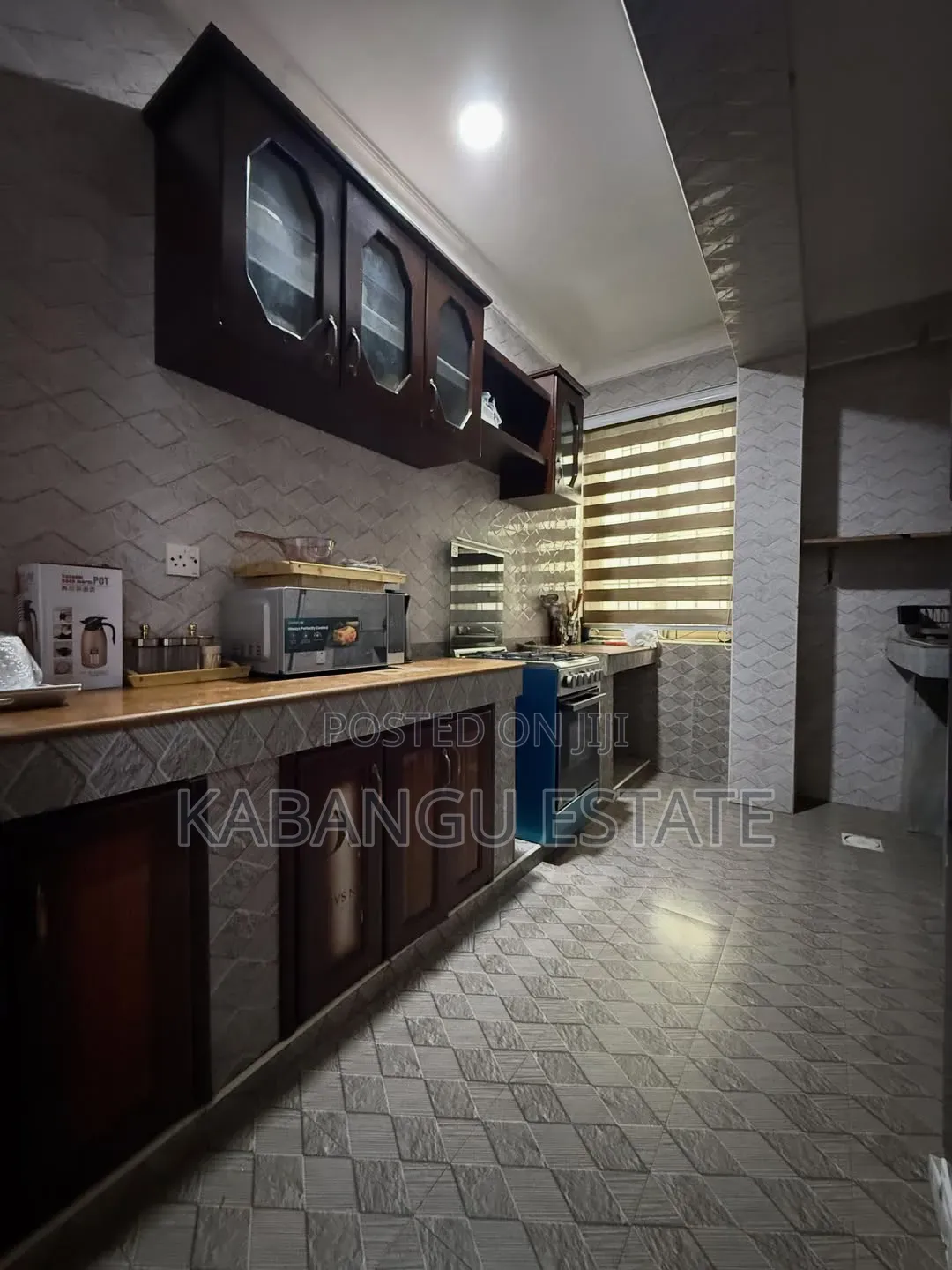 Furnished 3bdrm Apartment in Ada Estate for rent