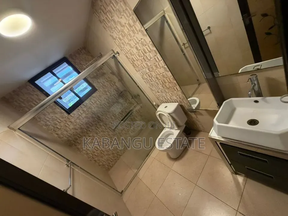 Furnished 3bdrm Apartment in Oysterbay for rent