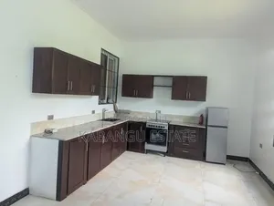 2bdrm Apartment in Oysterbay for rent