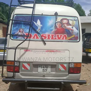 Toyota Coaster 2006 White