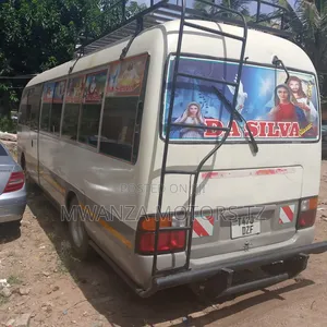 Toyota Coaster 2006 White