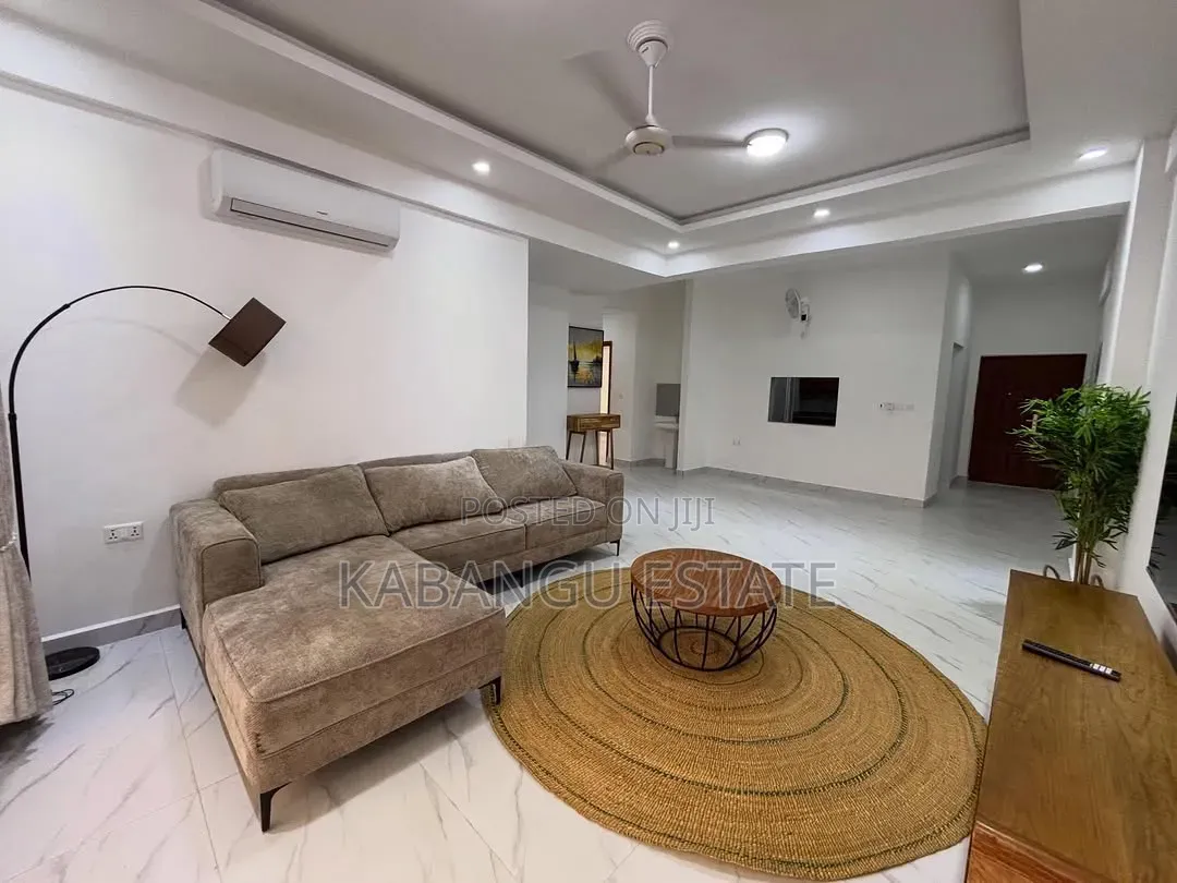 3bdrm Apartment in Upanga for rent