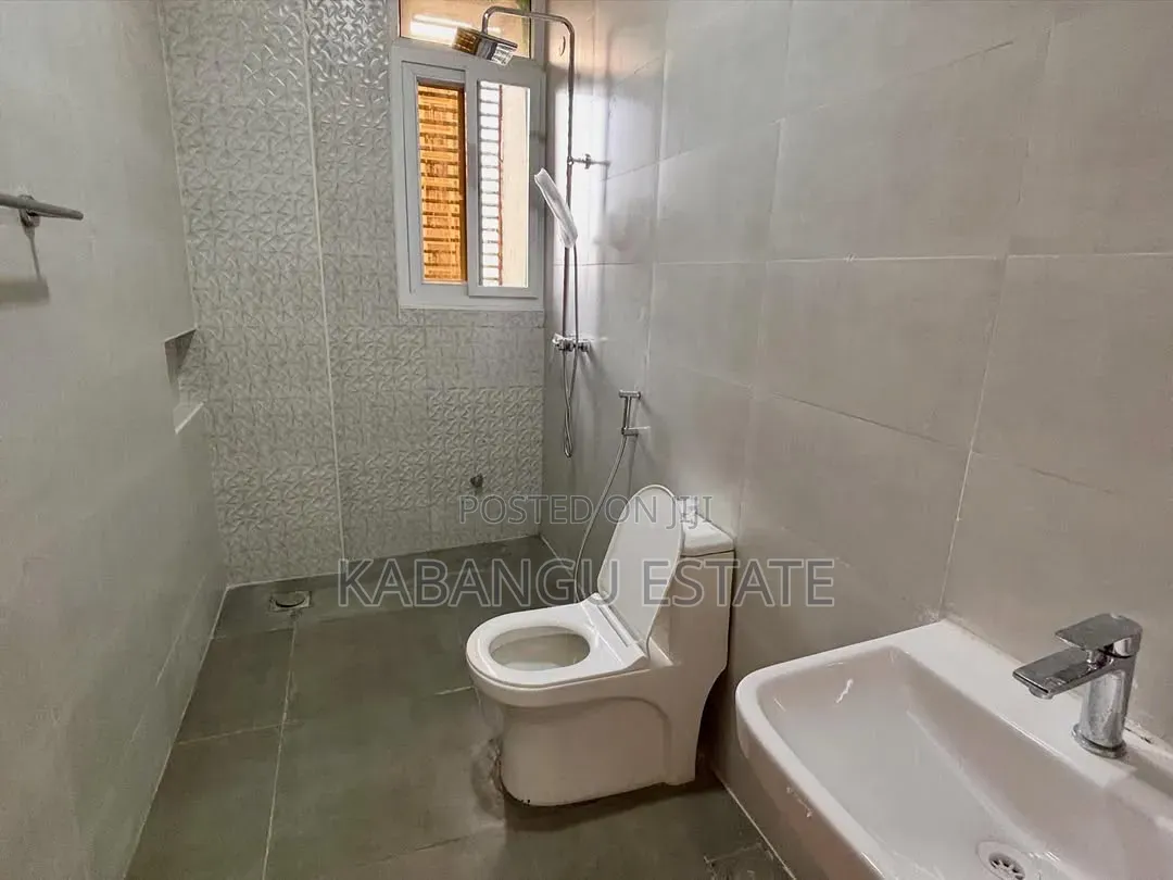 3bdrm Apartment in Upanga for rent