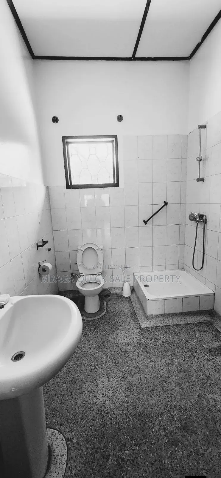 3bdrm House in Makongo, Goba for sale