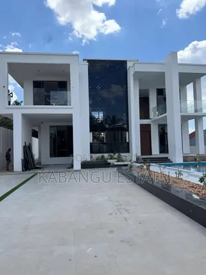 4bdrm Mansion in Goba for sale
