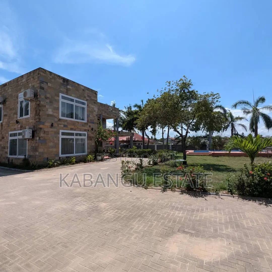 Furnished 4bdrm House in Mbezibeach for rent